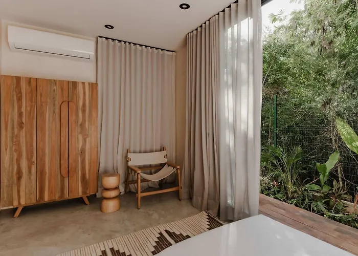 Wabi-sabi Jungle - 2 Pools, Gym & Zen Villa