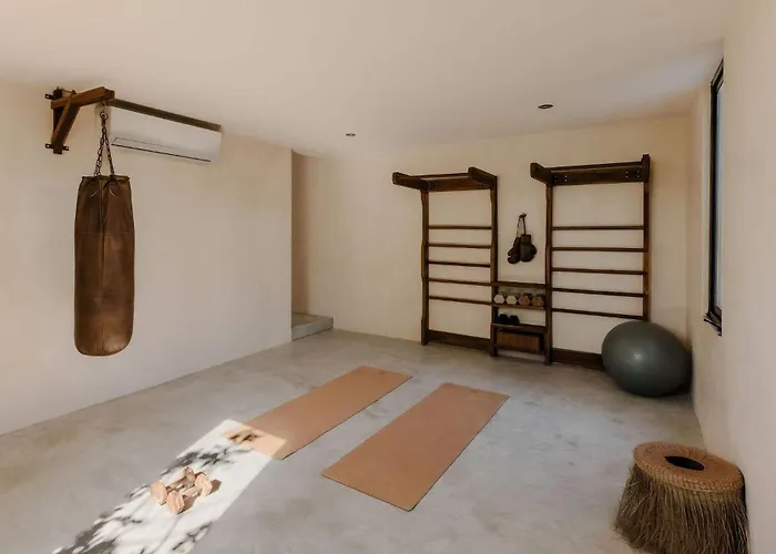Wabi-sabi Jungle - 2 Pools, Gym & Zen Villa